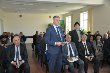 Biləsuvar Rayon İcra Hakimiyyətinin başçısı Faiq Qürbətov 02 aprel 2026-cı il tarixdə rayonun İsmətli kənd sakinləri ilə səyyar qəbul keçirdi