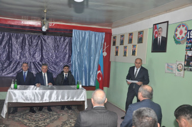 Biləsuvar Rayon İcra Hakimiyyətinin başçısı Faiq Qürbətov 11 fevral 2026-cı il tarixdə rayonun Təzəkənd kənd sakinləri ilə səyyar qəbul keçirdi.