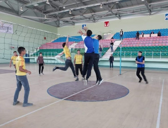 Biləsuvarda voleybol üzrə rayon birinciliyinə start verilib