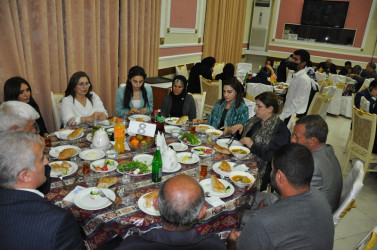 Biləsuvar rayonunda Müqəddəs Ramazan ayı münasibətilə iftar süfrəsi açılıb.