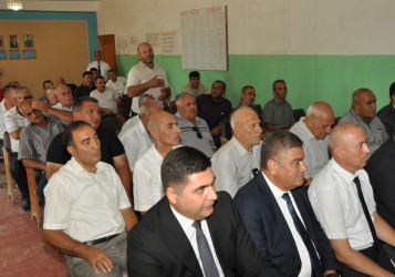 Biləsuvar Rayon İcra Hakimiyyətinin başçısı Faiq Qürbətov 12 avqust 2026-cı il tarixində növbəti səyyar qəbulu Səmədabad kənd sakinləri ilə keçirdi.