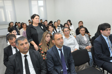 Biləsuvarda 27 sentyabr - Anım Gününə həsr olunan dəyirmi masa keçirilib.