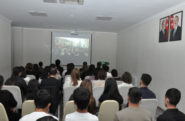 Biləsuvarda 27 sentyabr - Anım Gününə həsr olunan dəyirmi masa keçirilib.