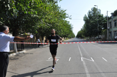 Biləsuvarda qaçış idman növü  üzrə rayon birinciliyi keçirilib.