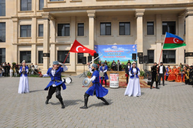 Biləsuvarda Novruz bayramı təntənə ilə qeyd olundu.